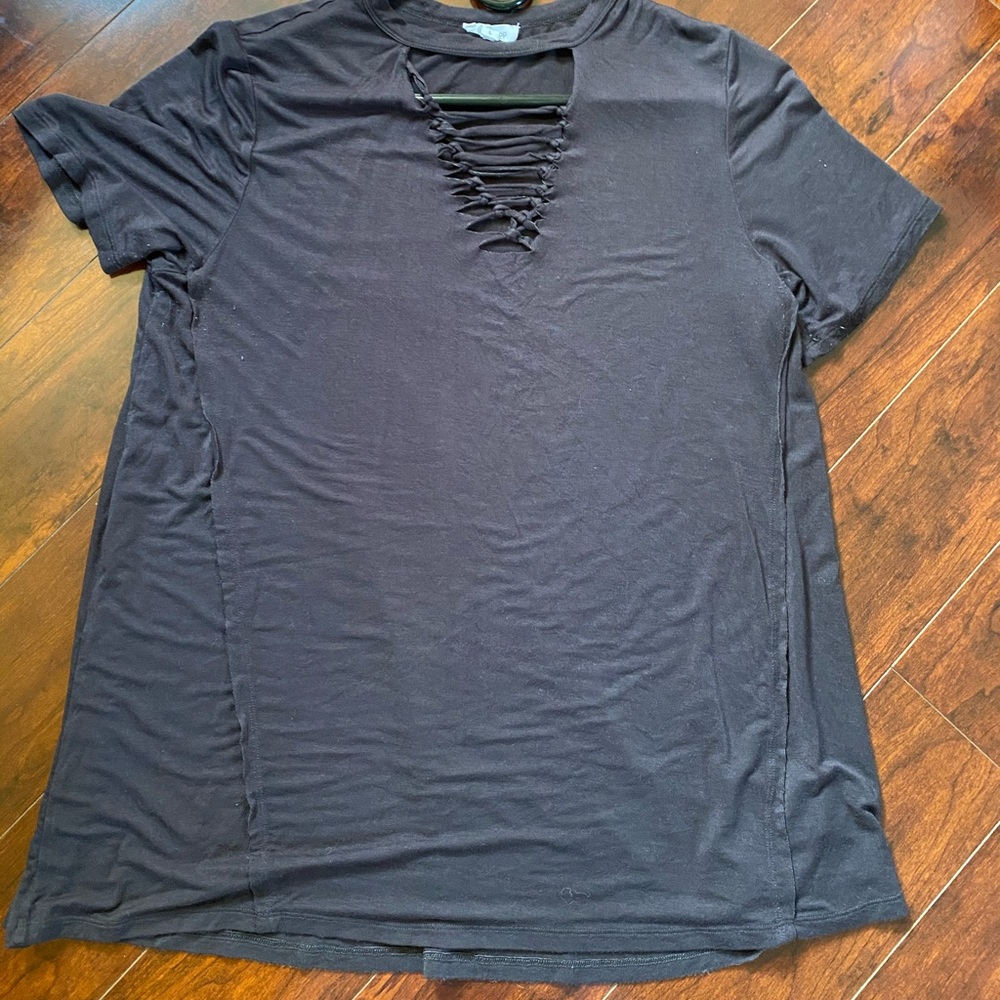 V neck top